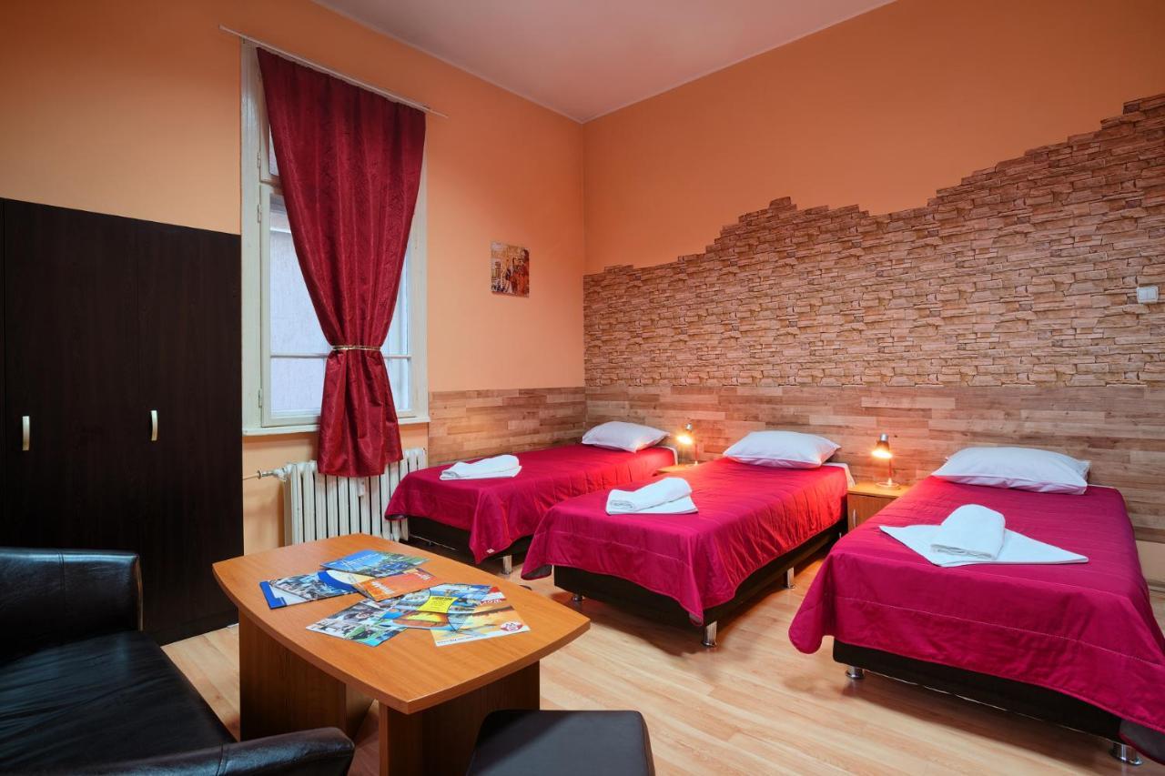 Guest House 32 โซเฟีย ภายนอก รูปภาพ