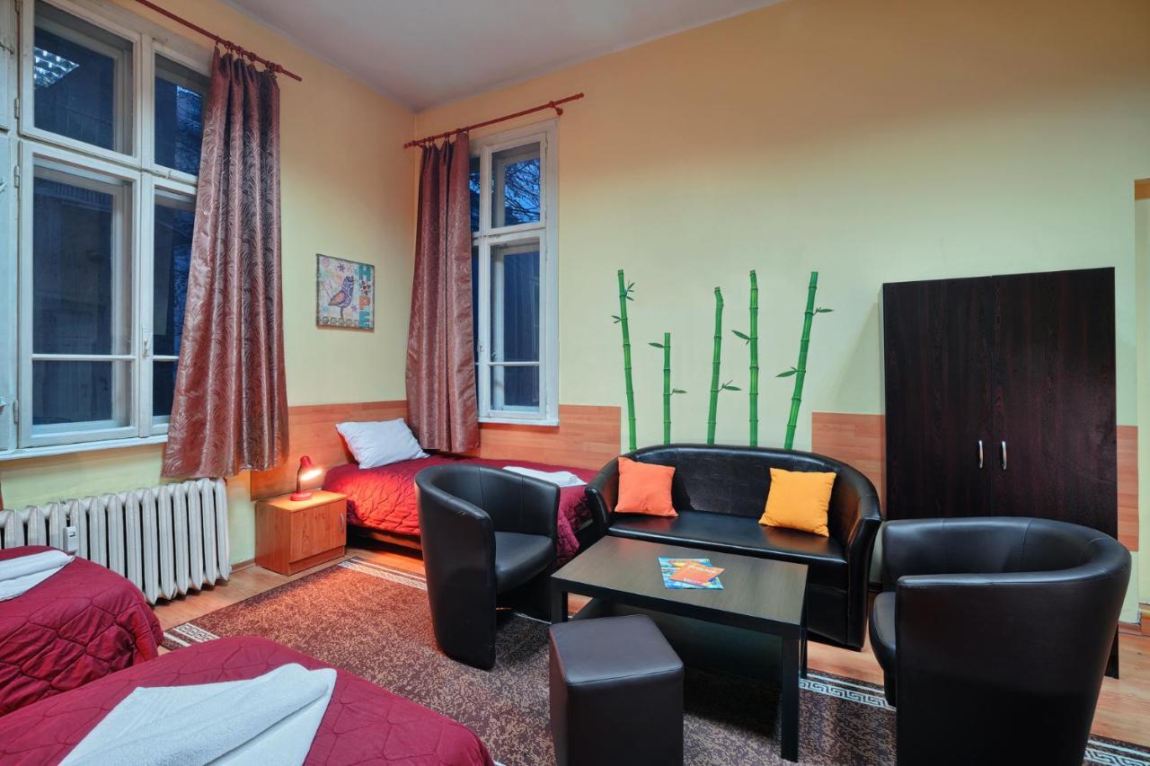 Guest House 32 โซเฟีย ภายนอก รูปภาพ